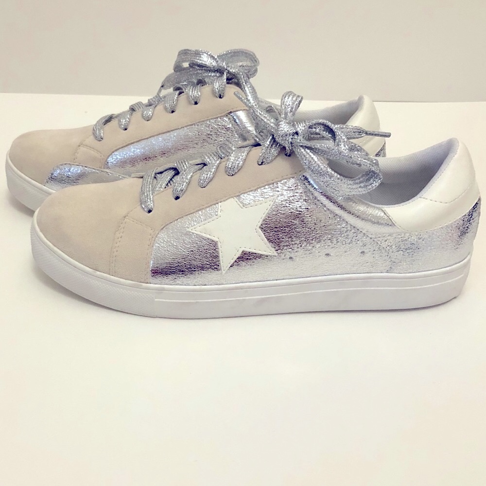 Golden goose dupe sneakers silver shoes size 9